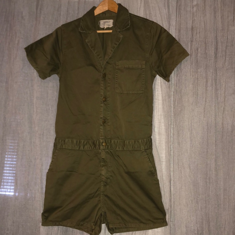 Current/Elliot army green shortsleeve jumpsuit size 1 VGUC